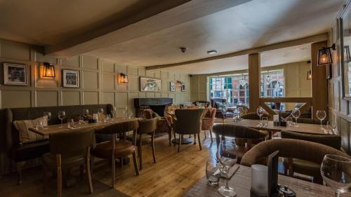 The Three Swans Hotel Hungerford Berkshire - image 14