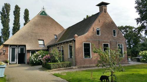 B&B Nijemirdum - Lyklamastate - Bed and Breakfast Nijemirdum