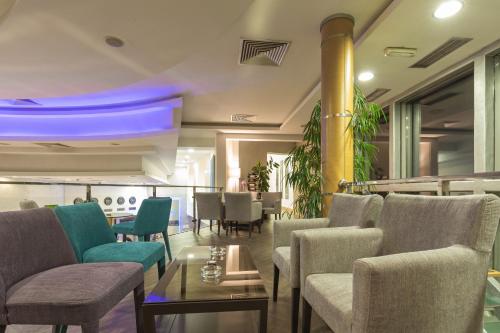 Tulip Inn Putnik Belgrade - image 10