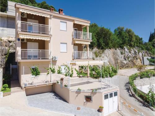  Apartment Duba with Sea View IV in Duba
