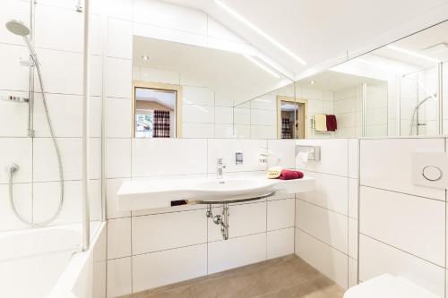 Haus Martina - image 2