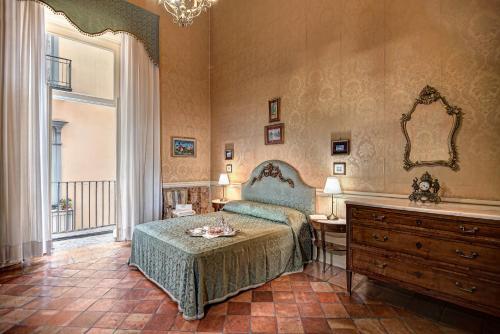 Arthouse - Lady Mary's Tribunali Luxury Suite - Naples Historical Centre - image 9
