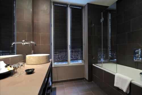 Emotion Room image 6