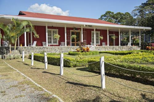 Hotel Hacienda El Rodeo Puntarenas