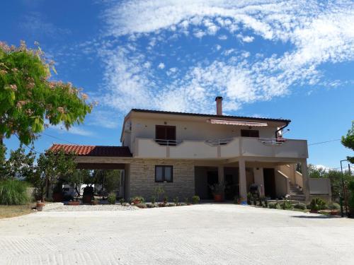  Apartmani Predovan in Vrsi