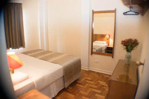Hotel Rojas All Suite, São Paulo (Foto 9)