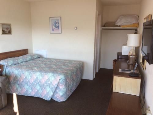 Crystal Sands Motel in Wildwood, USA
