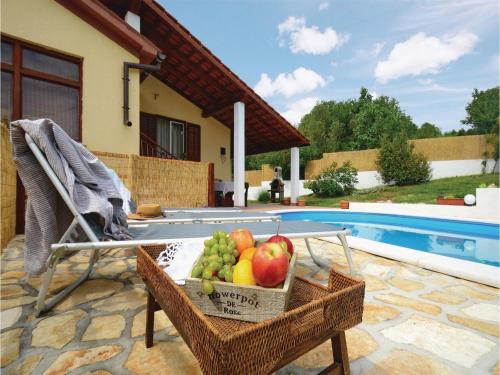  Apartment Stepcici IV in Vozilići