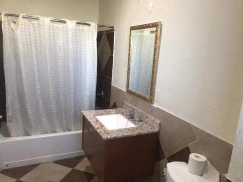 Galleria Inn Montclair/Ontario – Montclair, CA