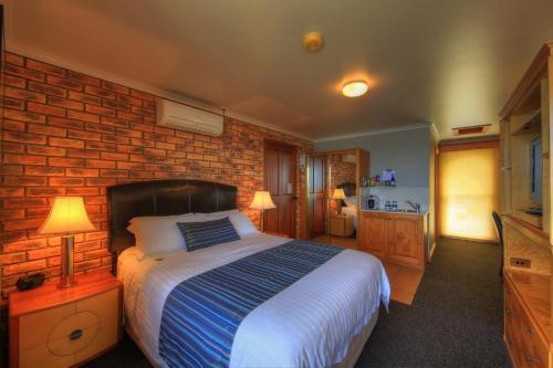 Stanley Village Waterfront Accommodation Stanley Village Waterfront Accommodation is a popular choice amongst travelers in Stanley, whether exploring or just passing through. The property offers guests a range of services and amenities desig