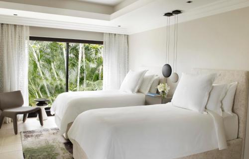 Photo 0 Four Seasons Resort Mauritius at Anahita