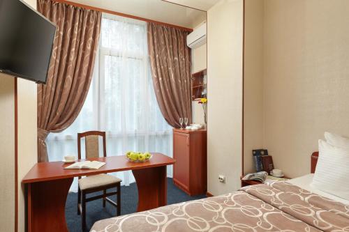 Russky Capital Hotel - image 3