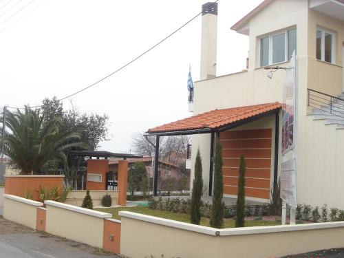 Viesnīcas āriene, Sole e mare in Paralia Epanomis