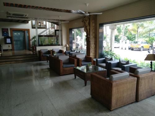 Hotel Hampi International