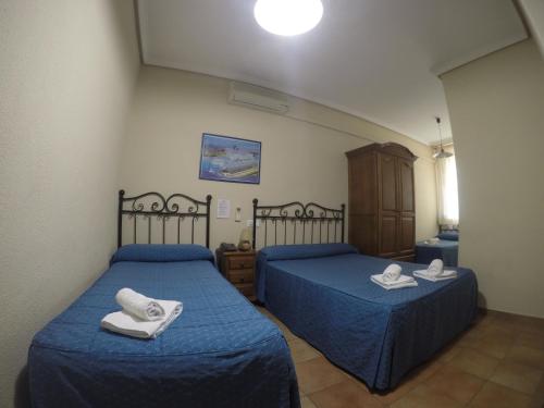 Hostal El Pilar - image 8