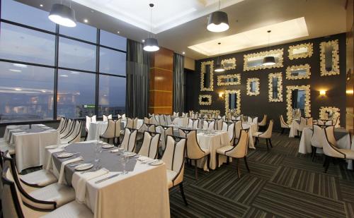 Coastlands Umhlanga Hotel And Convention Centre - image 3