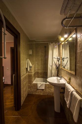 Hostal Goya Suites - main image