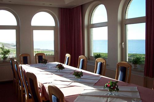 Strandhotel Dagebull direkt an der Nordsee - 레스토랑