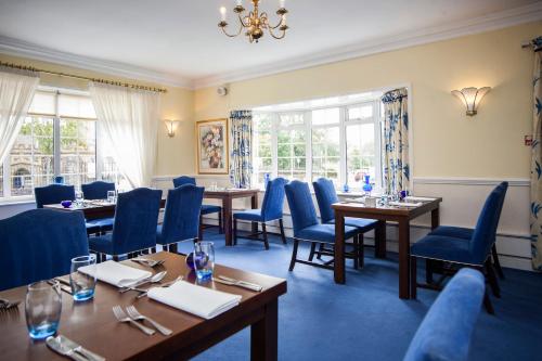 The Walnut Tree Hotel - image 7