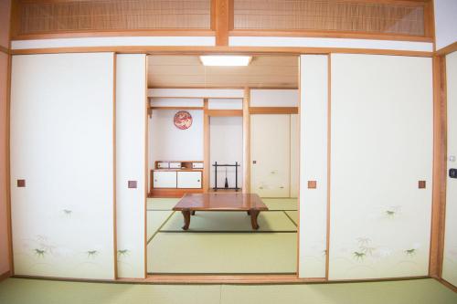 Hakone Guest House gaku. Room Type - Deluxe Family Room