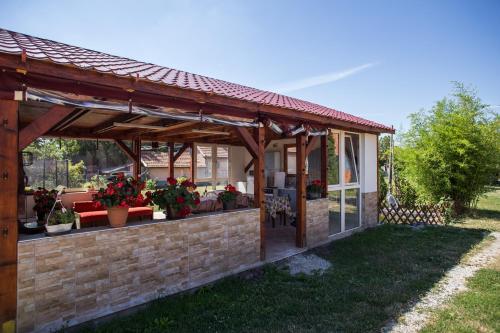 Rakoczi Vendeghaz in โปรอสซโล่