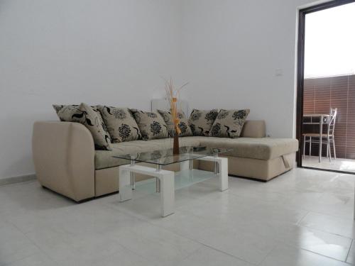 Deluxe 110 in Budva - image 13
