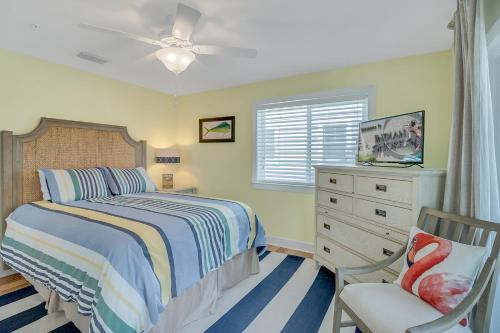 18530 Gulf Blvd House Unit 2 - main image