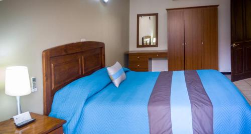 2 bedrooms, 3 beds