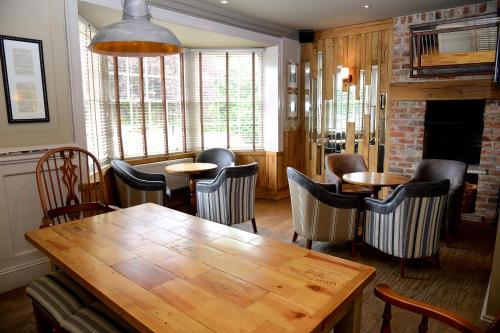 Bar/Lounge, Crewe & Harpur, Derby by Marston's Inns in Swarkestone