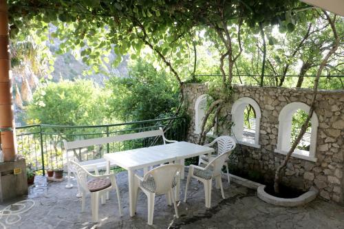 Villa San - image 12