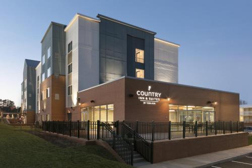 Country Inn & Suites by Radisson, Charlottesville-UVA, VA