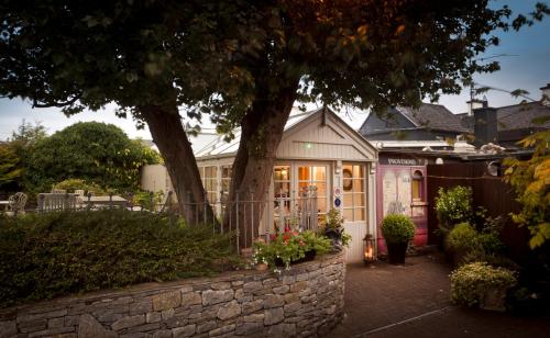 Keenans Boutique Hotel - image 5