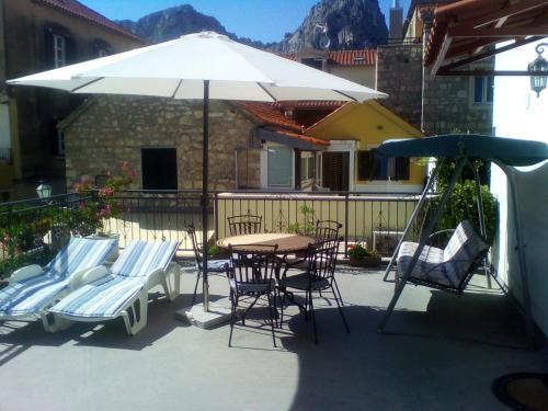  Apartment Romić in 21310 Omiš