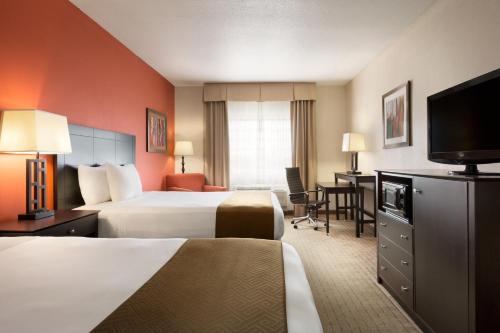 2 double beds