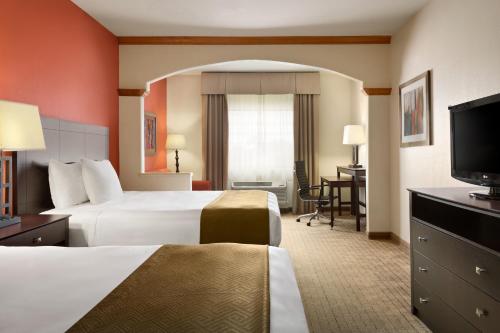1 queen bed