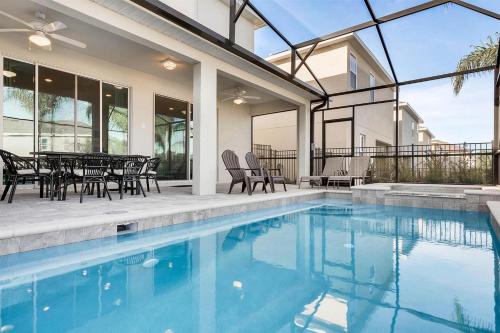 Elegant 5BD at Encore Resort - image 8