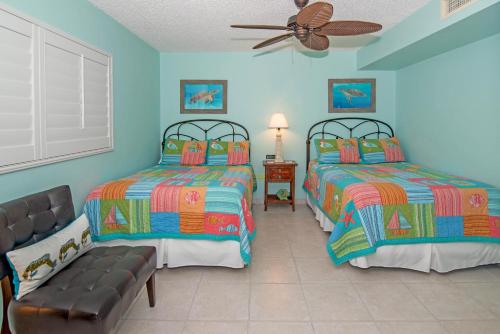 Aqua Bay Club Luxury Condos