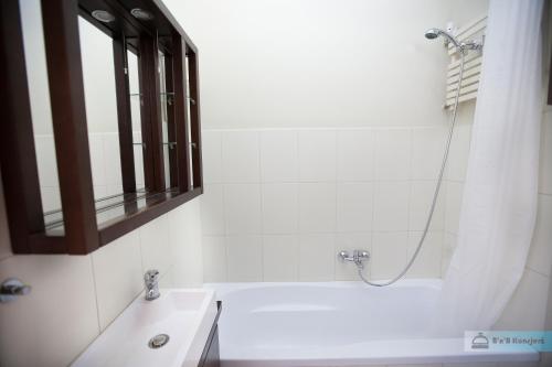 Warsaw Concierge Bracka Retro flat, Varšava (fotografie 7)