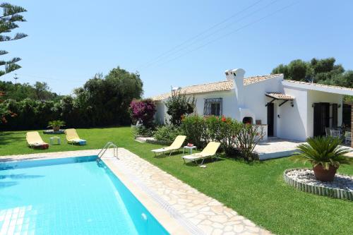  Villa Venus in Almiros Beach