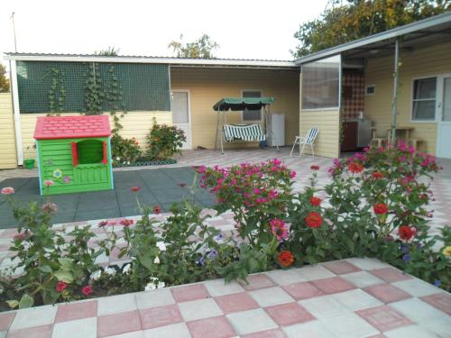 Guest house on Kalinina 247