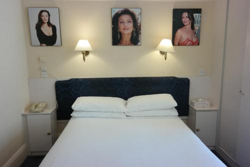 Standard Double Room image 1