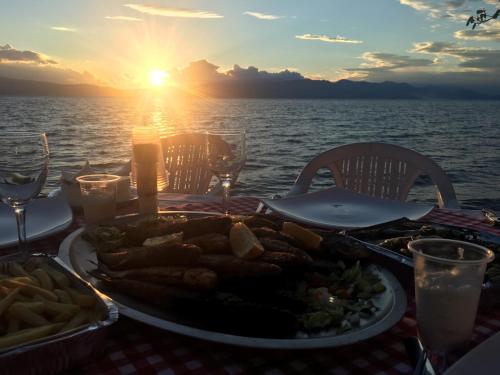 Ételek és italok, Apartments Villa Boris in Peshtani
