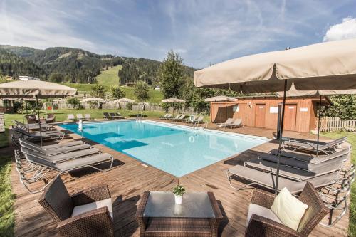 Familienresort Reslwirt - Hotel - Flachau