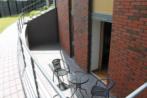 Studio Apartment image 7