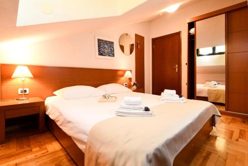 บริการและสิ่งอำนวยความสะดวก, Hotel Park in ลอฟราน