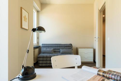 Numero Due Piazza Mazzini - byMyHomeinComo - image 13