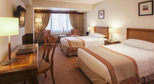 room detail thumbnail 1