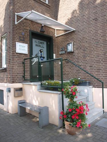 入口, 索西耶塔酒店 (Hotel Societat) in 萊茵河畔埃默里希