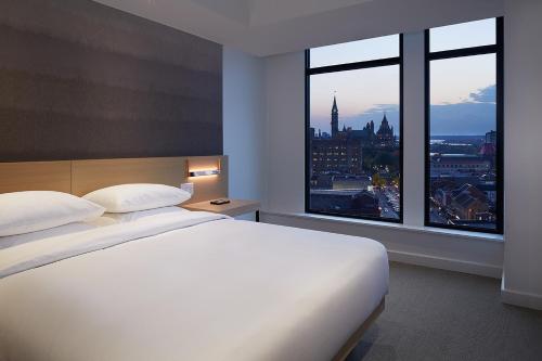 Andaz Suite