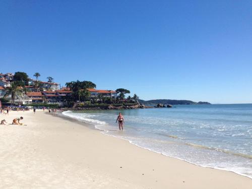 LA051E - Apartamento praia de Bombas